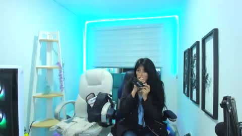 naomy_sex_69 online show from October 28, 7:45 am