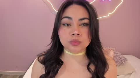 Naomy  online show from April 19, 11:42 am