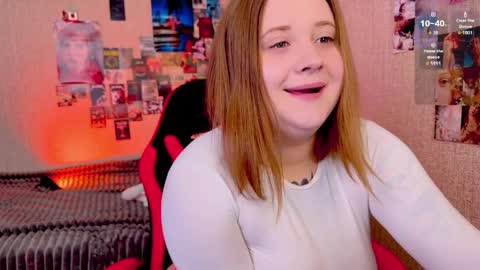 Naomy Rey online show from April 2, 12:14 pm