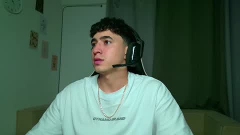 sebastian online show from October 3, 3:58 am