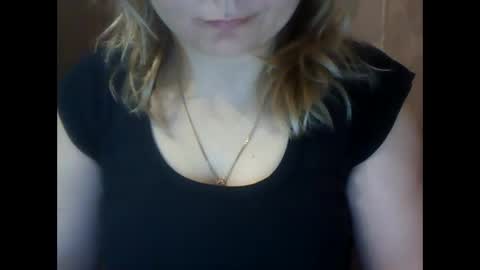 Snapshot of narcisjill chatting on December 15, 1:43 pm NarcisJill online show from December 15, 1:43 pm