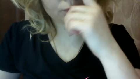 Snapshot of narcisjill chatting on December 16, 11:12 am NarcisJill online show from December 16, 11:12 am