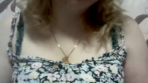 Snapshot of narcisjill chatting on December 29, 2:00 pm NarcisJill online show from December 29, 2:00 pm