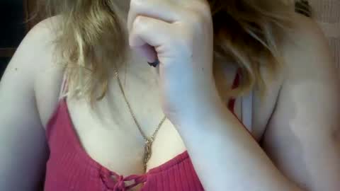 Snapshot of narcisjill chatting on February 6, 2:37 pm NarcisJill online show from February 6, 2:37 pm