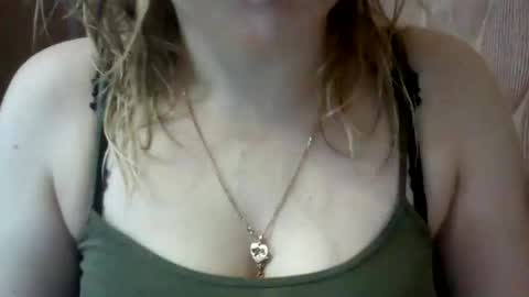 Snapshot of narcisjill chatting on February 9, 12:19 pm NarcisJill online show from February 9, 12:19 pm