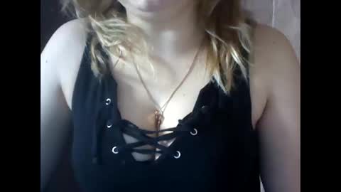 Snapshot of narcisjill chatting on February 17, 11:44 am NarcisJill online show from February 17, 11:44 am