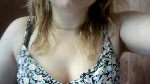 Snapshot of narcisjill chatting on February 22, 10:18 am NarcisJill online show from February 22, 10:18 am