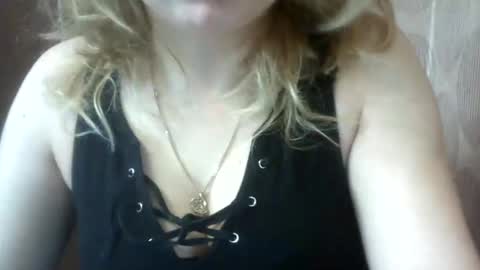 Snapshot of narcisjill chatting on February 23, 10:39 am NarcisJill online show from February 23, 10:39 am