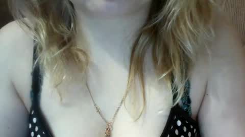 Snapshot of narcisjill chatting on February 28, 10:50 pm NarcisJill online show from February 28, 10:50 pm