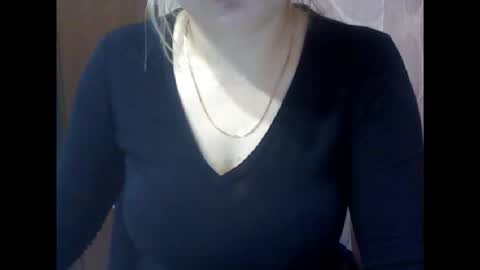 Snapshot of narcisjill chatting on December 1, 8:08 am NarcisJill online show from December 1, 8:08 am