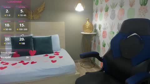 N A R E online show from February 14, 4:26 am