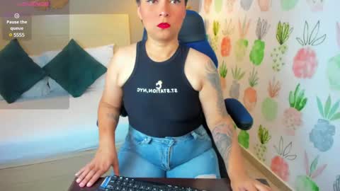 N A R E online show from February 21, 2:06 am