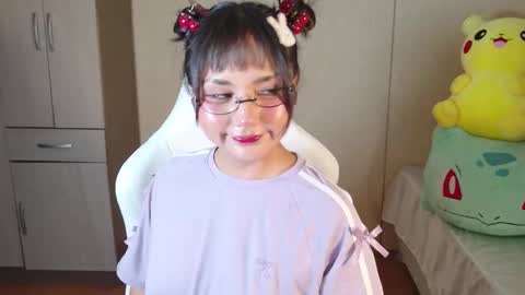 Snapshot of naree_masaki chatting on February 14, 10:50 pm Naree online show from February 14, 10:50 pm