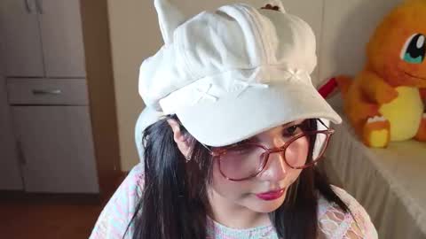 Snapshot of naree_masaki chatting on February 18, 10:22 am Naree online show from February 18, 10:22 am