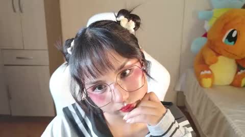 Snapshot of naree_masaki chatting on February 23, 3:26 am Naree online show from February 23, 3:26 am