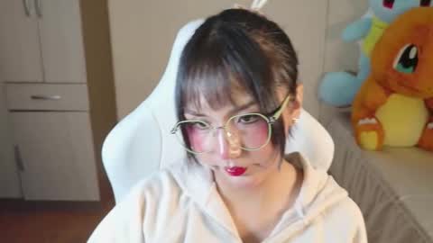 Snapshot of naree_masaki chatting on March 2, 10:44 am Naree online show from March 2, 10:44 am