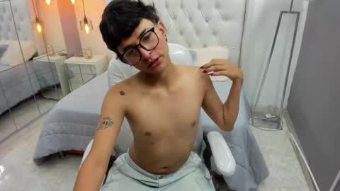 NASH KAI online show from October 18, 5:57 pm