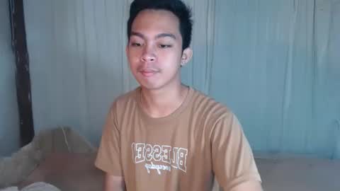 nashyyummysex online show from May 24, 2:11 pm