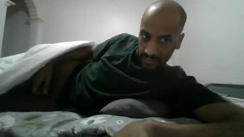 Snapshot of naslikme chatting on May 17, 12:52 am nas online show from May 17, 12:52 am