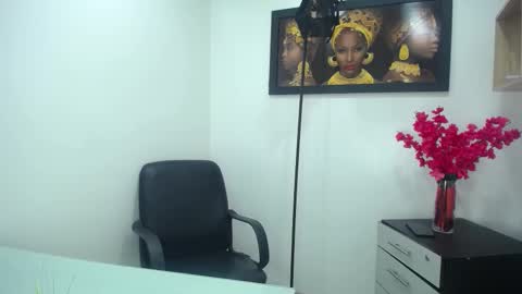 Snapshot of naslly_z chatting on February 27, 1:00 pm Naslly Z online show from February 27, 1:00 pm