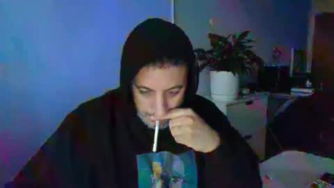 Snapshot of nassobout chatting on November 8, 7:56 pm nassobout online show from November 8, 7:56 pm