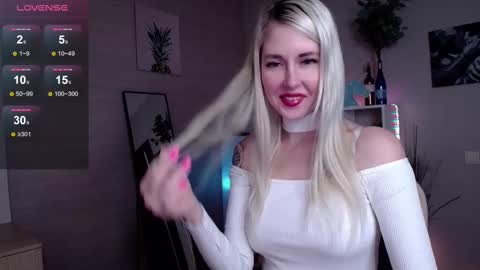 Snapshot of nastasya_cute chatting on March 10, 1:56 am Nastya online show from March 10, 1:56 am