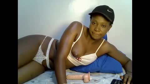 Snapshot of nasty_lolly chatting on May 16, 10:41 pm Lolly online show from May 16, 10:41 pm