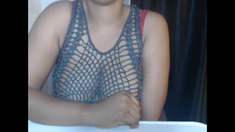 nasty_luna0 online show from October 24, 6:10 am