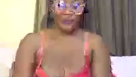Snapshot of nasty_pretty_fibby chatting on August 1, 1:32 pm Fibby online show from August 1, 1:32 pm