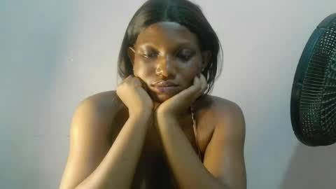 Nastybadgirlxx online show from May 15, 9:00 pm
