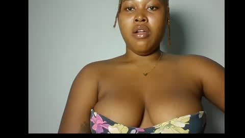 Snapshot of nastycunt_ chatting on July 4, 5:13 am Zanele online show from July 4, 5:13 am