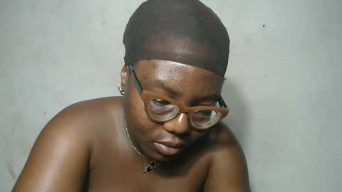 Snapshot of nastyhairy7 chatting on October 1, 6:41 am nastyhairy7 online show from October 1, 6:41 am