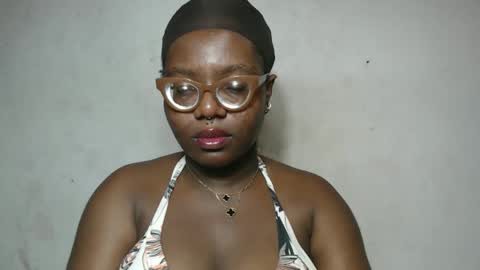 Snapshot of nastyhairy7 chatting on October 5, 7:28 am nastyhairy7 online show from October 5, 7:28 am