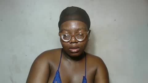 Snapshot of nastyhairy7 chatting on October 14, 4:35 am nastyhairy7 online show from October 14, 4:35 am