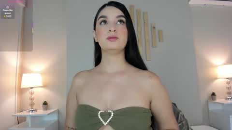 Natacha Diaz online show from November 25, 10:59 am