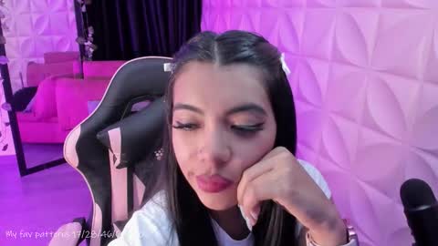 Snapshot of natadelrey chatting on November 22, 2:43 am Nata online show from November 22, 2:43 am