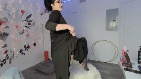 Natasha Luxxx online show from December 23, 2:50 pm