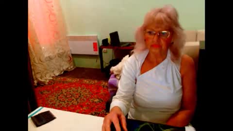 natali online show from October 28, 7:01 am