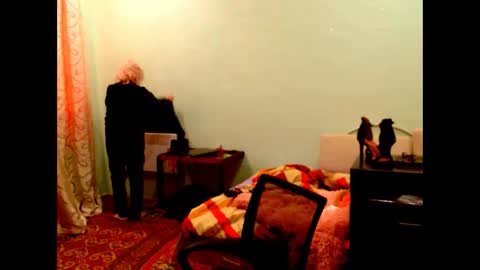 natali online show from April 22, 11:45 am