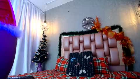 NATALI KIDMAN online show from December 23, 1:56 pm