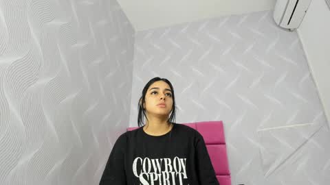 Snapshot of natalia_aguirre chatting on January 9, 12:30 pm Naty  online show from January 9, 12:30 pm