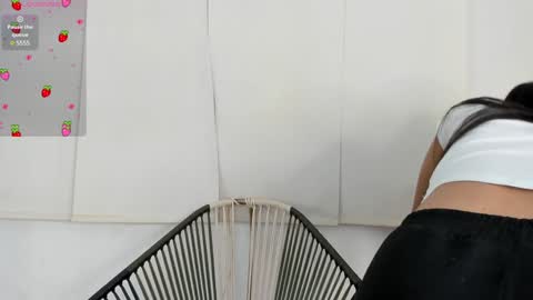 Snapshot of natalia_aguirre chatting on February 8, 12:28 pm Naty  online show from February 8, 12:28 pm