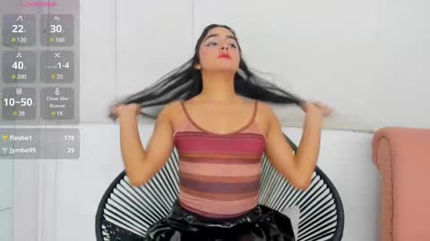 Snapshot of natalia_aguirre chatting on February 13, 6:48 pm Naty  online show from February 13, 6:48 pm