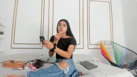 Snapshot of natalia_aguirre chatting on February 22, 12:19 pm Naty  online show from February 22, 12:19 pm