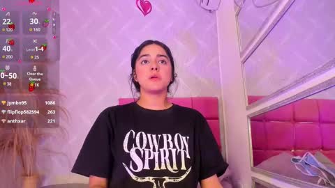 Snapshot of natalia_aguirre chatting on March 10, 7:07 pm Naty  online show from March 10, 7:07 pm