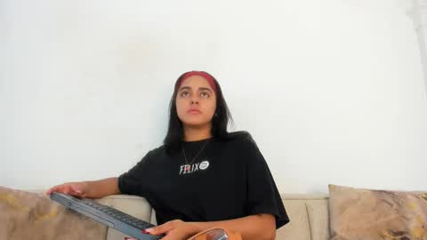 Snapshot of natalia_aguirre chatting on October 14, 12:17 pm Naty  online show from October 14, 12:17 pm