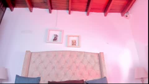 Snapshot of natalia_collinslim chatting on October 15, 3:17 am Natalia online show from October 15, 3:17 am