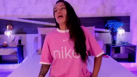 Snapshot of natalia_cruzz chatting on July 21, 12:18 pm Nata online show from July 21, 12:18 pm