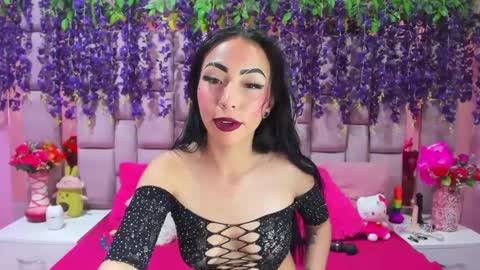 Snapshot of natalia_pinkk chatting on December 9, 11:34 pm natalia pinkk online show from December 9, 11:34 pm