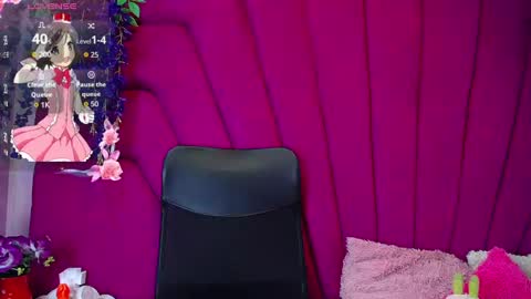 Snapshot of natalia_pinkk chatting on September 17, 1:13 pm natalia pinkk online show from September 17, 1:13 pm